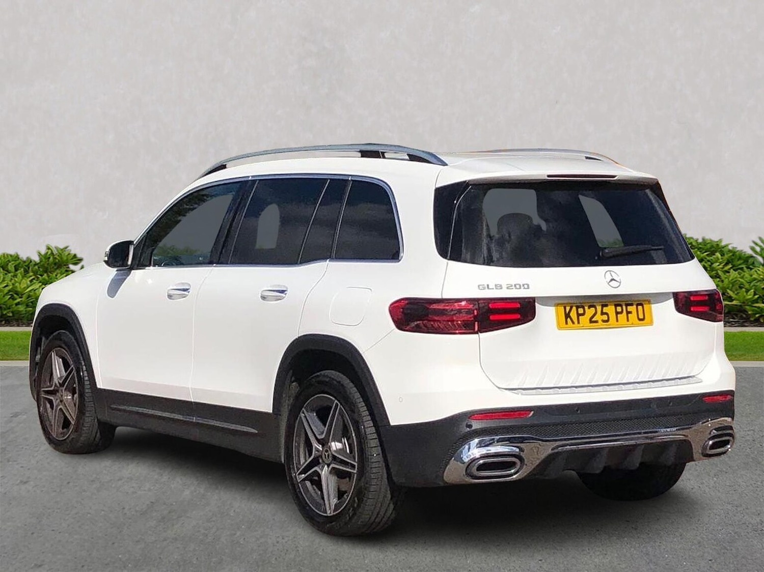 Used Mercedes-Benz GLB 2025 for sale - 76627945: Photo 2