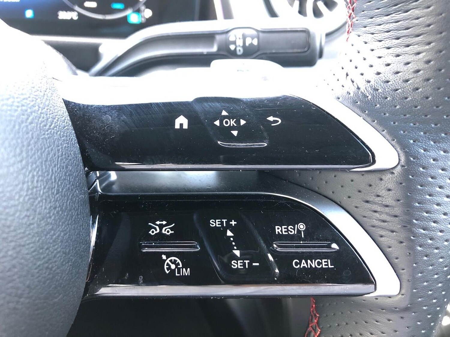 Used Mercedes-Benz GLB 2025 for sale - 76627945: Photo 27