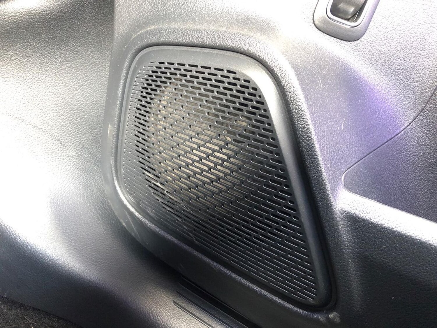 Used Mercedes-Benz GLB 2025 for sale - 76627945: Photo 31