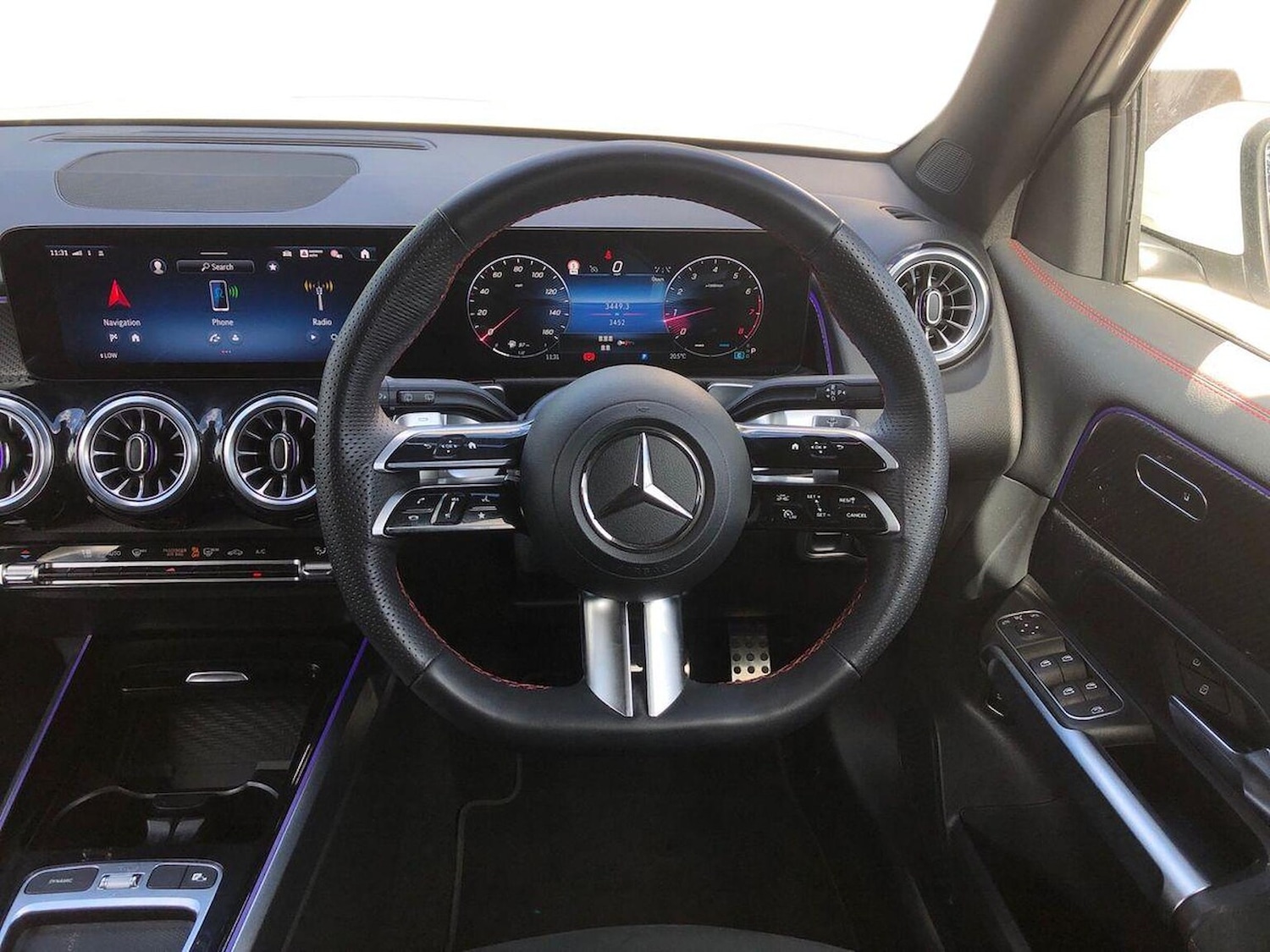 Used Mercedes-Benz GLB 2025 for sale - 76627945: Photo 9