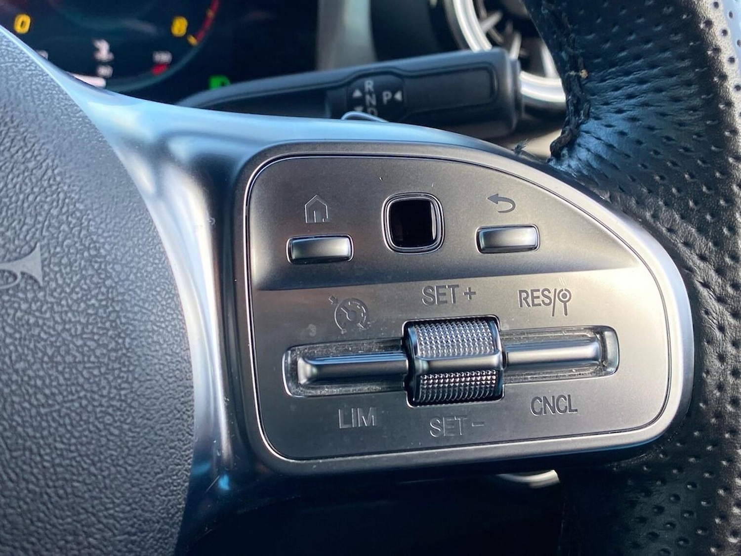 Used Mercedes-Benz CLA 2020 for sale - 76832024: Photo 27