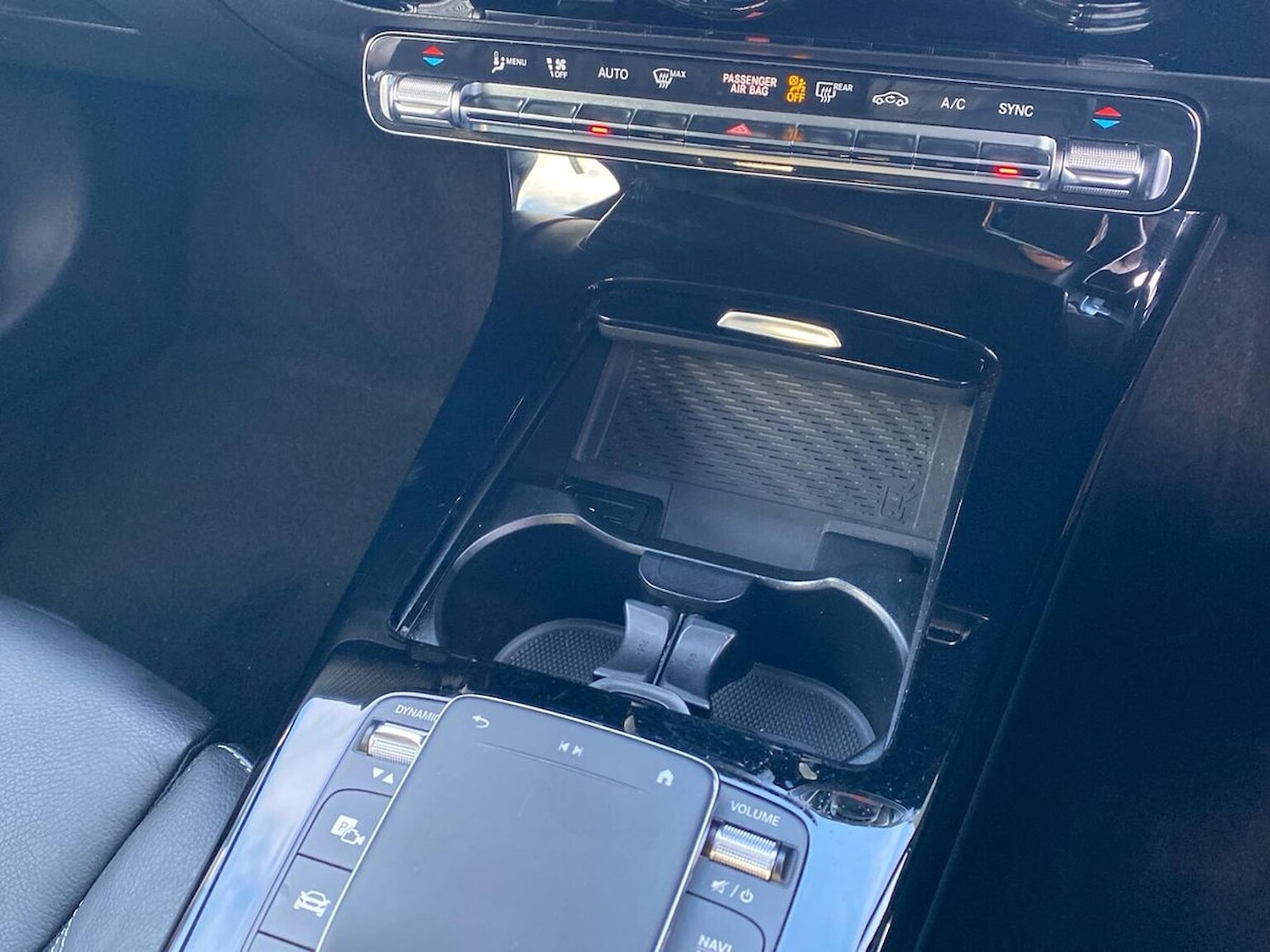 Used Mercedes-Benz CLA 2020 for sale - 76832024: Photo 32