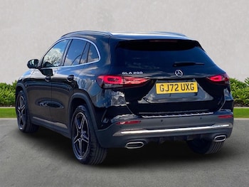 Used Mercedes-Benz GLA 2022 for sale - 76030313: Photo 2