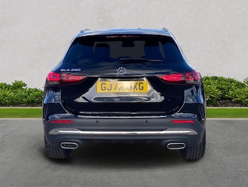 Used Mercedes-Benz GLA 2022 for sale - 76030313: Photo 4