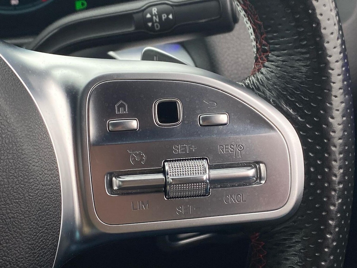 Used Mercedes-Benz GLB 2021 for sale - 77028110: Photo 29