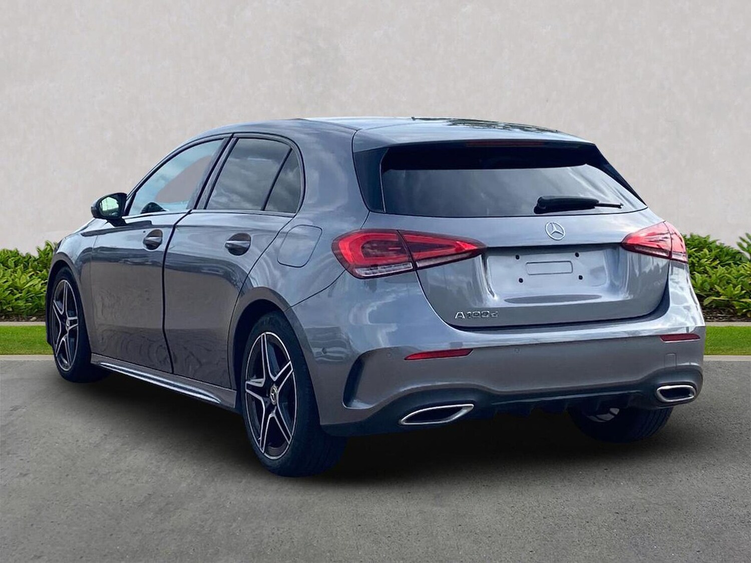 Used Mercedes-Benz A-Class 2022 for sale - 76057965: Photo 2