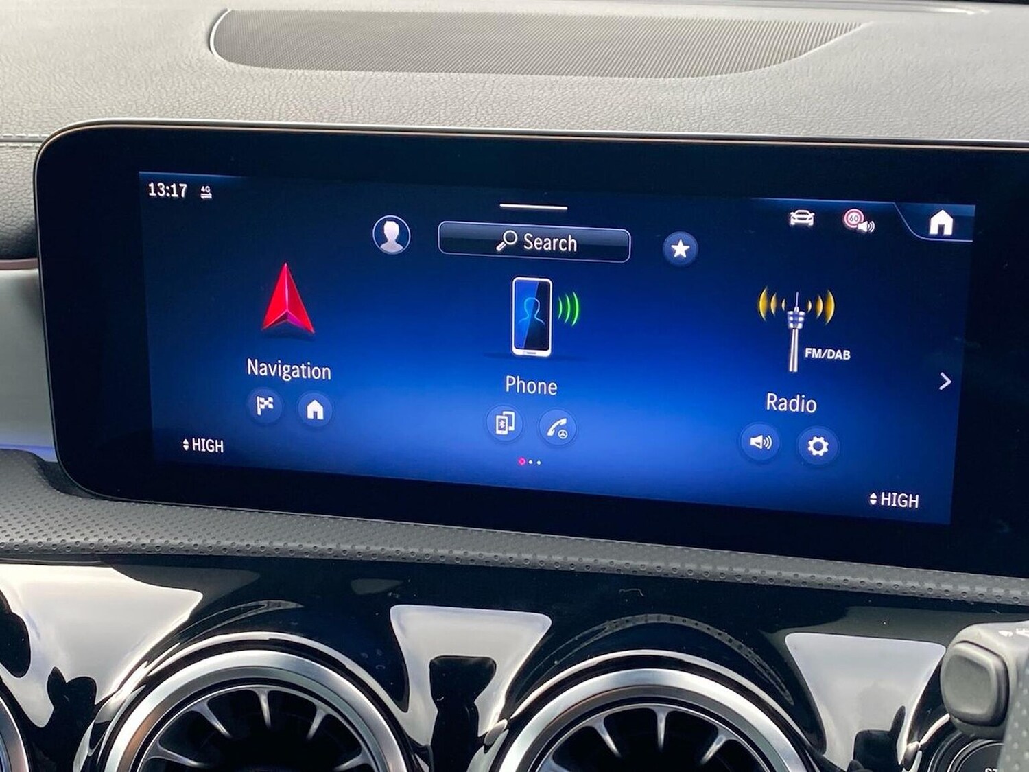 Used Mercedes-Benz CLA 2024 for sale - 76365074: Photo 11