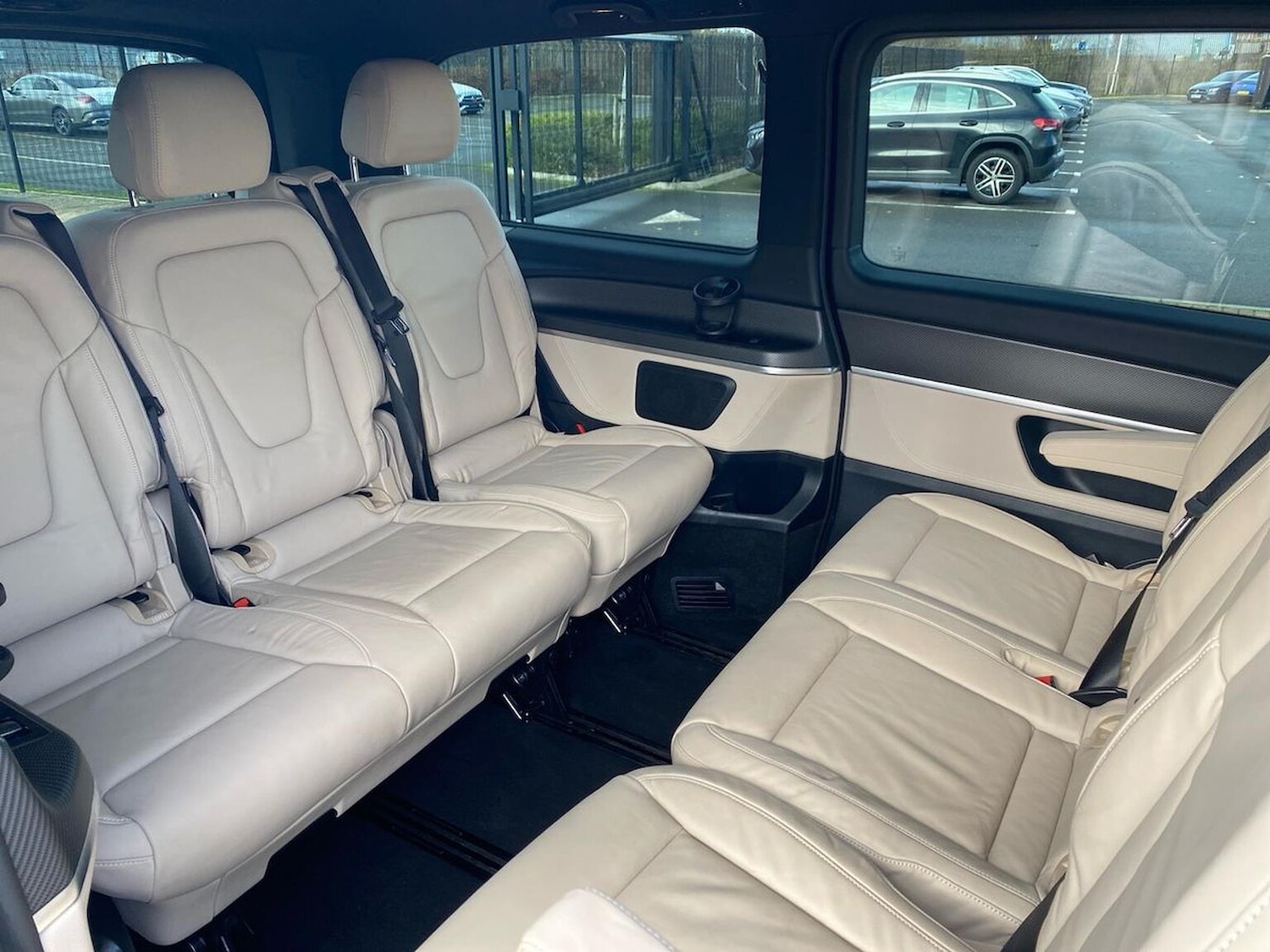 Used Mercedes-Benz V-Class 2023 for sale - 76832021: Photo 16