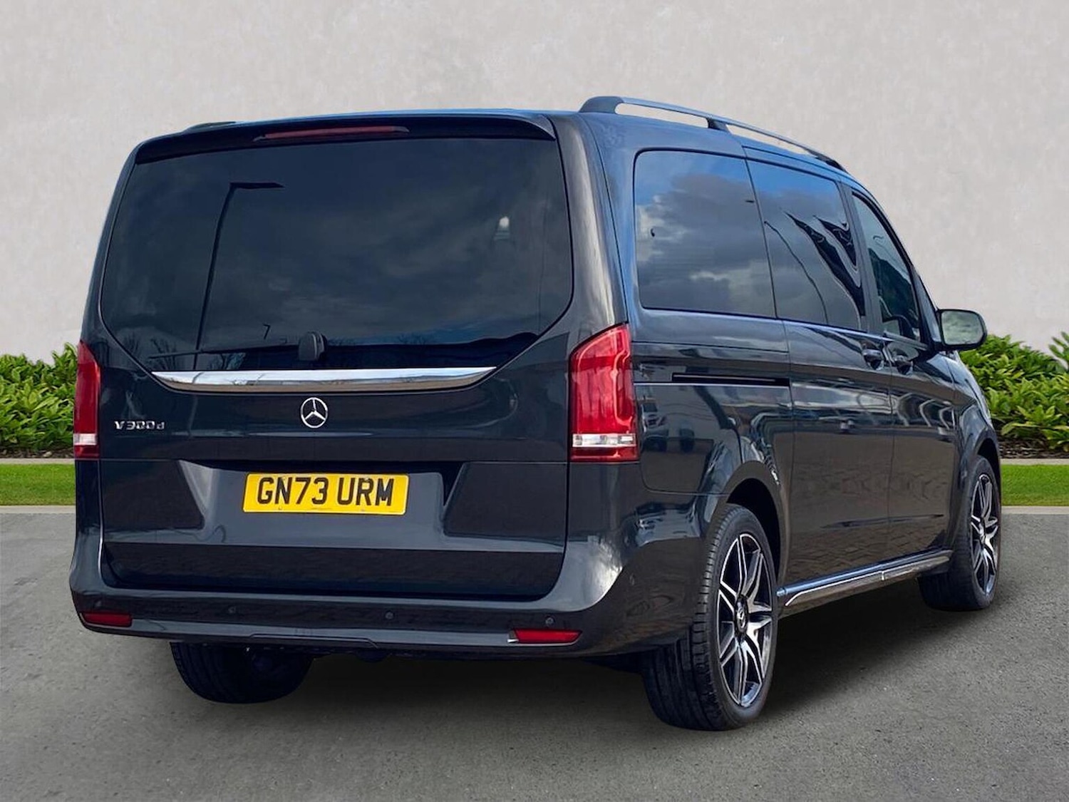 Used Mercedes-Benz V-Class 2023 for sale - 76832021: Photo 18