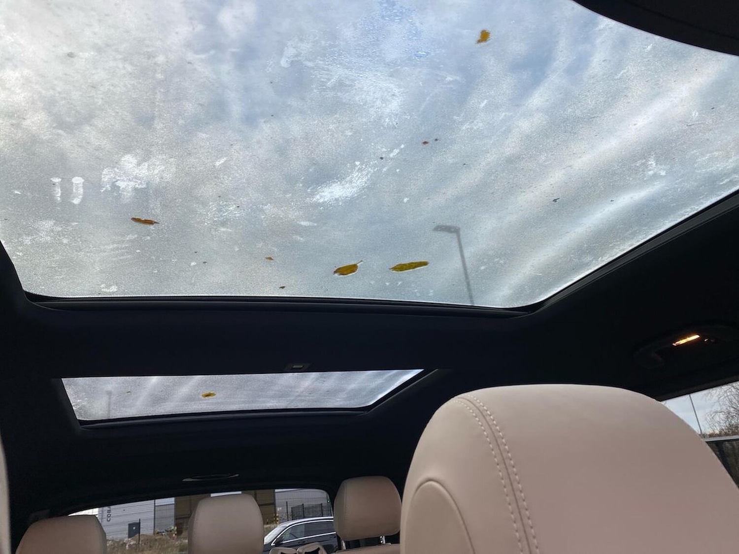 Used Mercedes-Benz V-Class 2023 for sale - 76832021: Photo 40