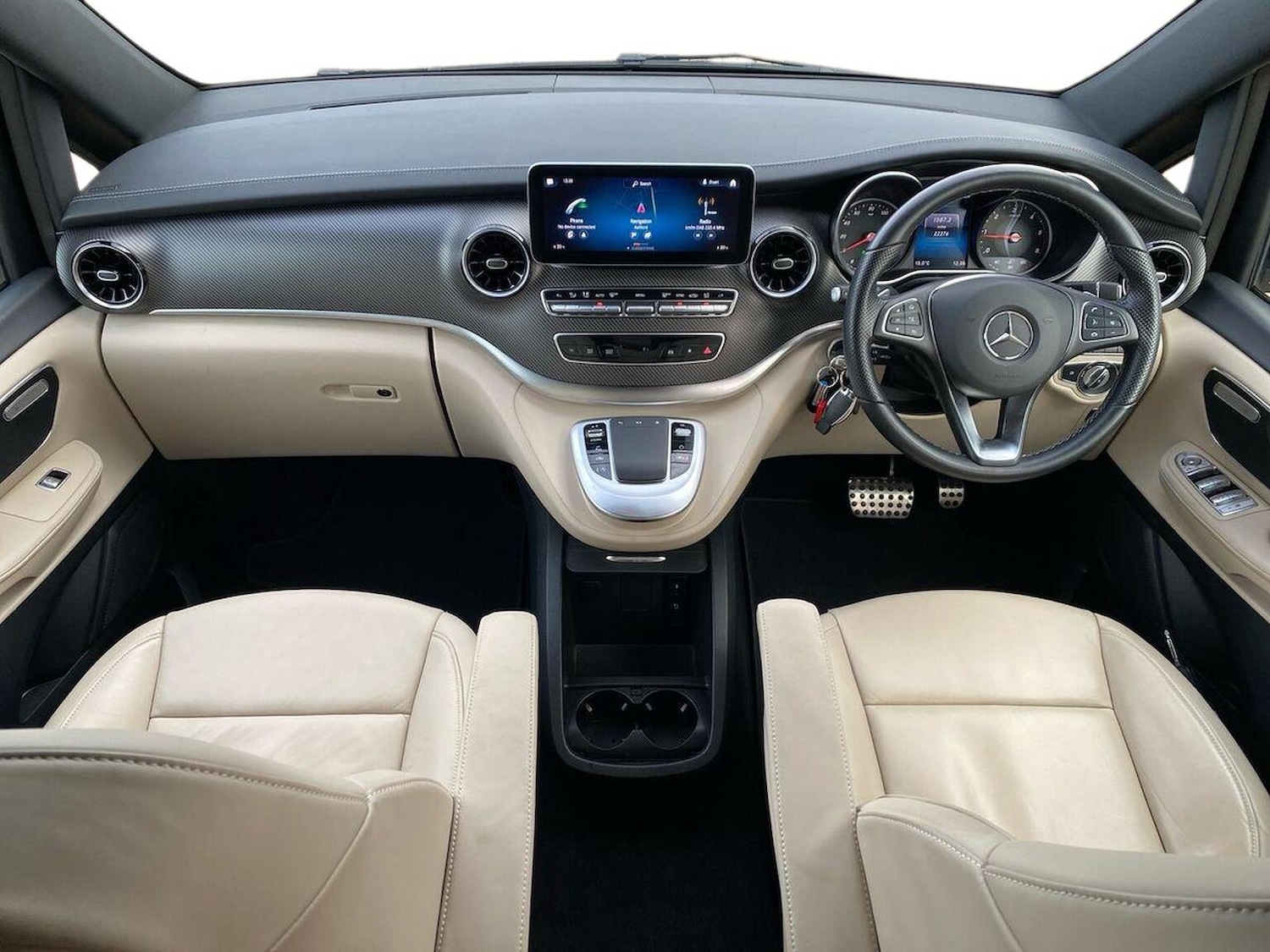 Used Mercedes-Benz V-Class 2023 for sale - 76832021: Photo 8