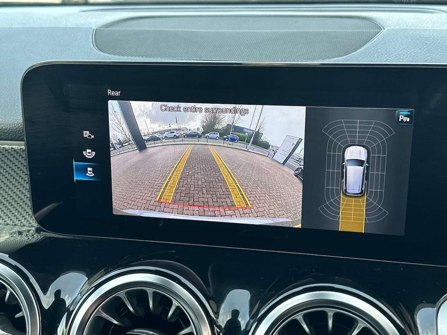 Used Mercedes-Benz GLB 2022 for sale - 77837054: Photo 23