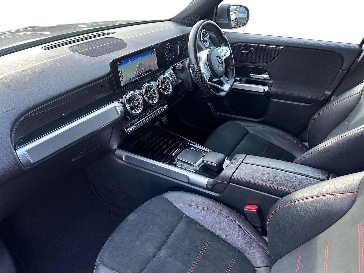 Used Mercedes-Benz GLB 2022 for sale - 77837054: Photo 7