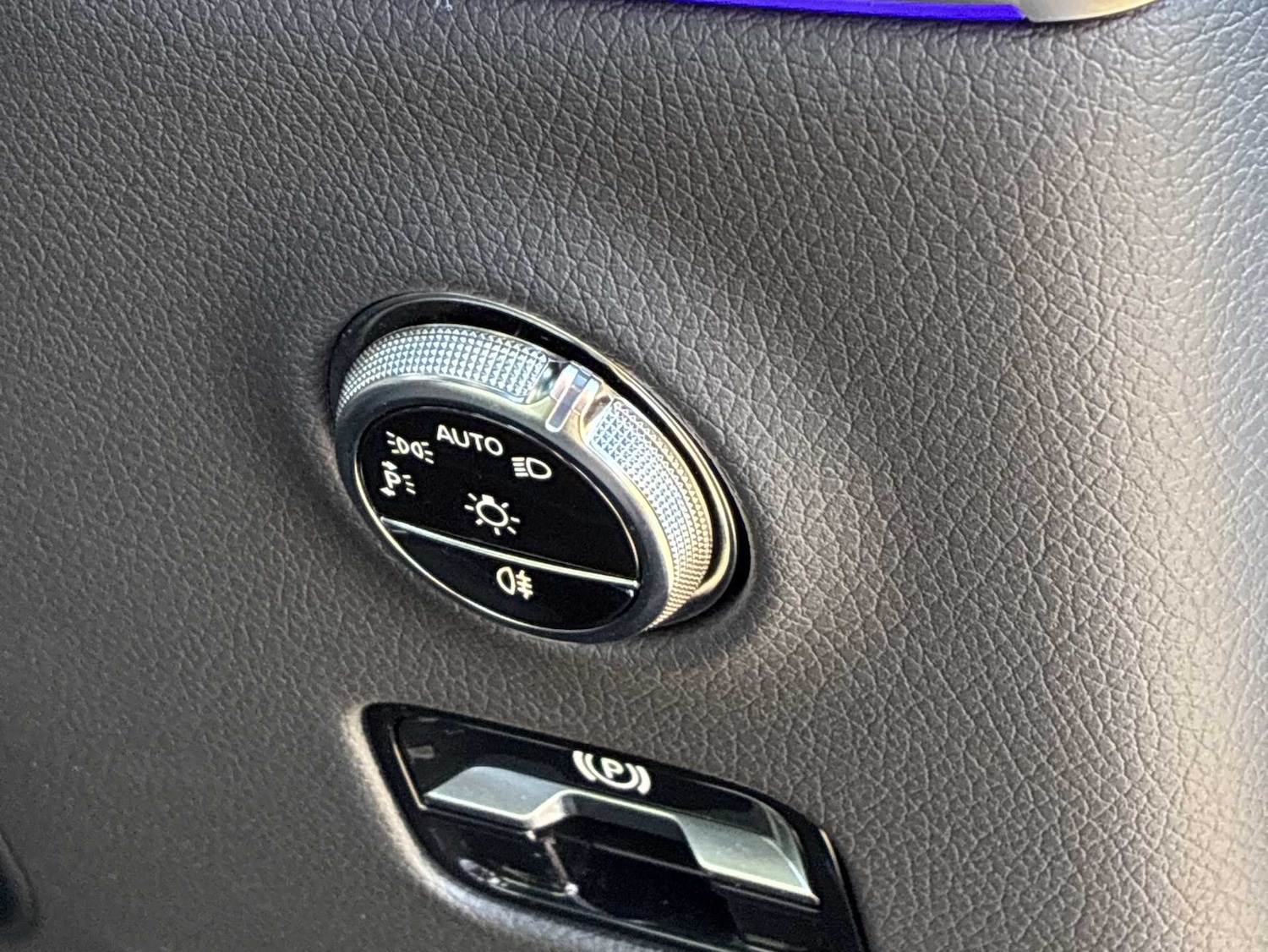 Used Mercedes-Benz GLC 2025 for sale - 78121892: Photo 38