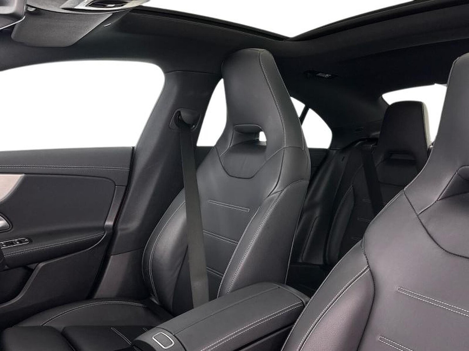 Used Mercedes-Benz CLA 2024 for sale - 76559784: Photo 5