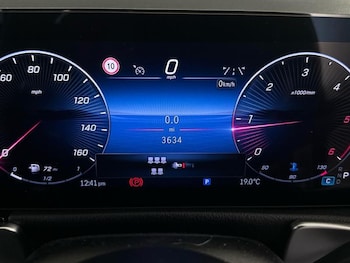 Used Mercedes-Benz GLB 2024 for sale - 75999613: Photo