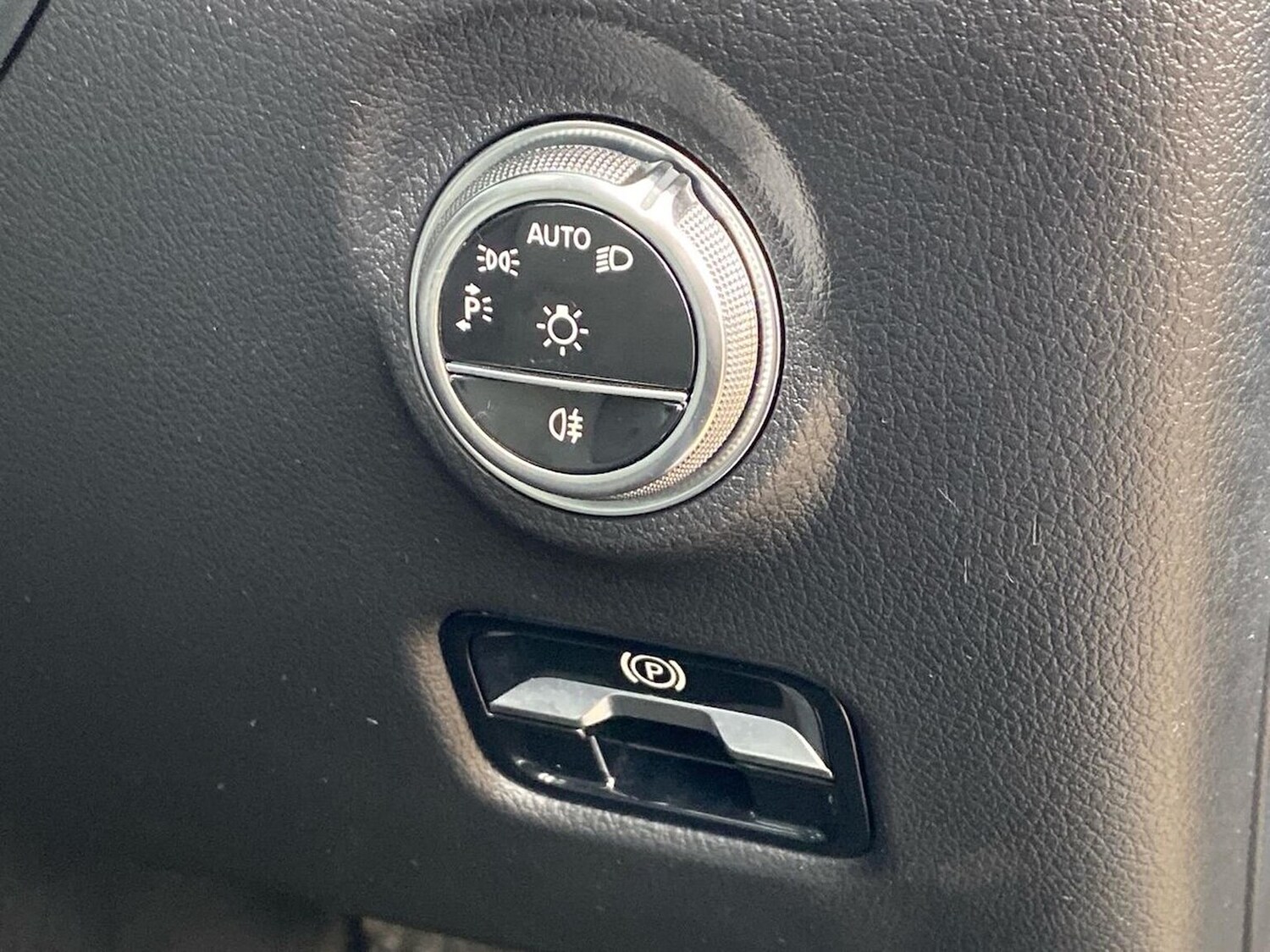 Used Mercedes-Benz C Class 2024 for sale - 76555423: Photo 22