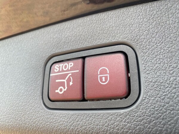 Used Mercedes-Benz GLC 2023 for sale - 75668120: Photo 39