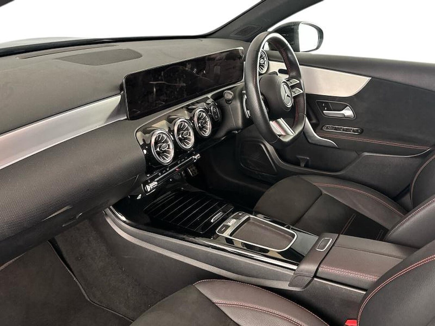 Used Mercedes-Benz A-Class 2024 for sale - 76559787: Photo 5