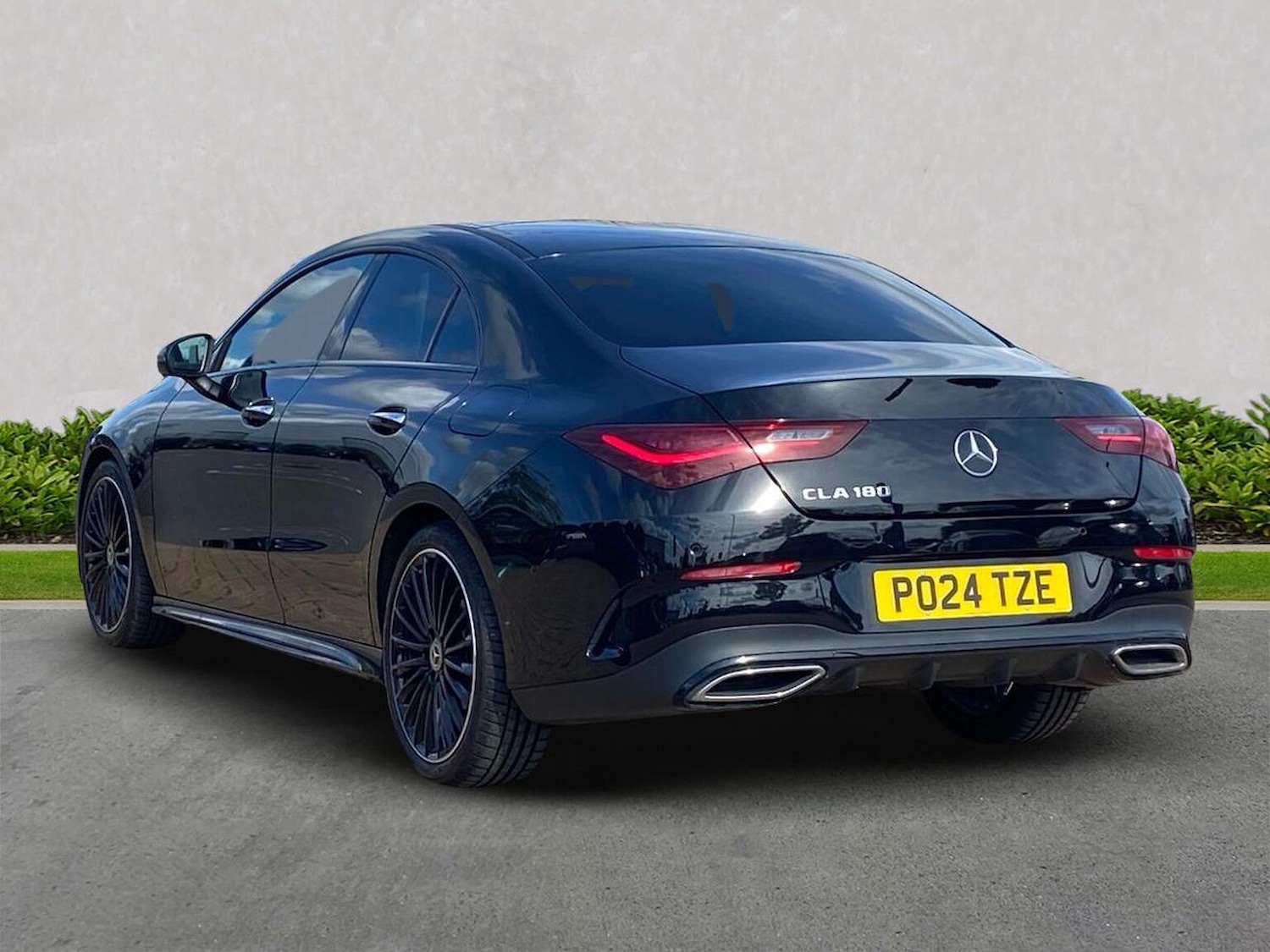 Used Mercedes-Benz CLA 2024 for sale - 76157139: Photo 2