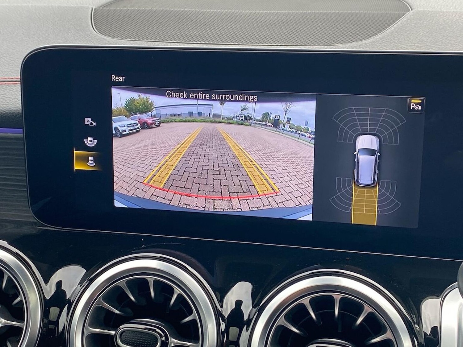 Used Mercedes-Benz EQB 2022 for sale - 76353619: Photo 23