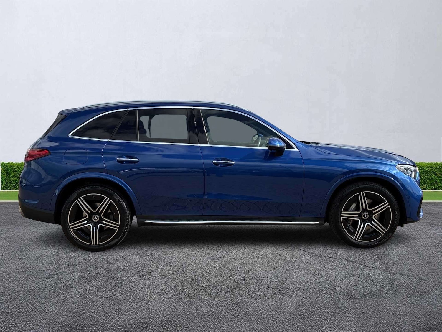 Used Mercedes-Benz GLC 2024 for sale - 78193835: Photo 3