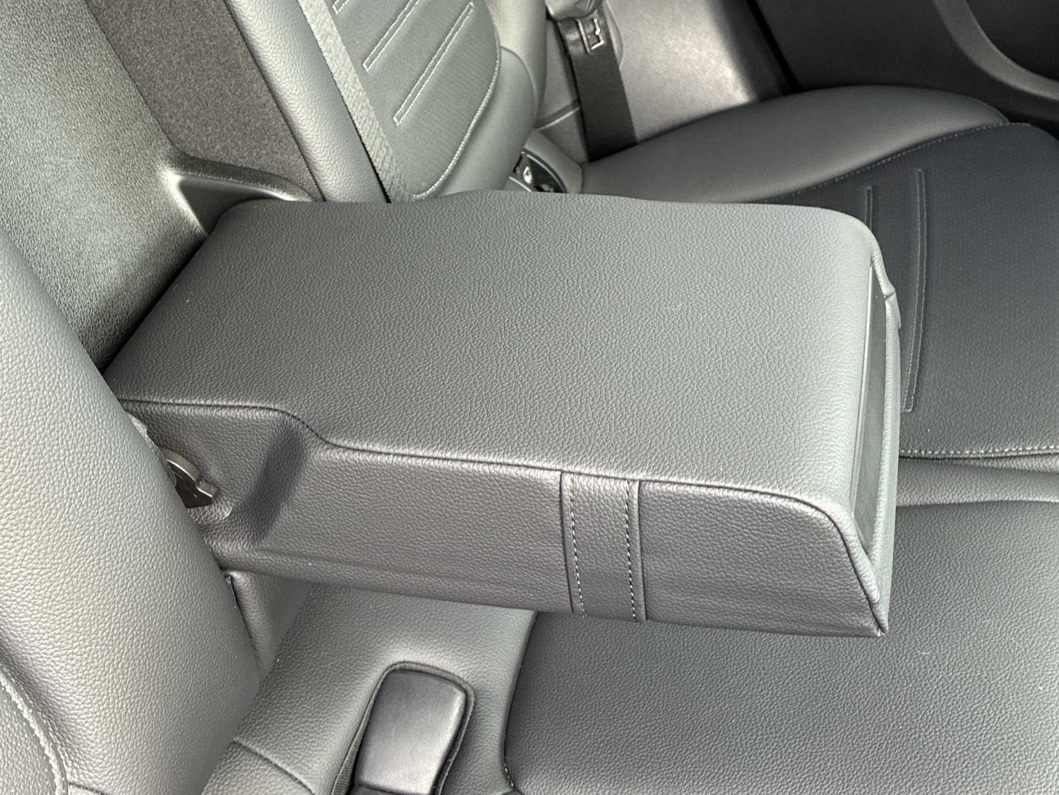 Used Mercedes-Benz GLC 2025 for sale - 78193465: Photo 39