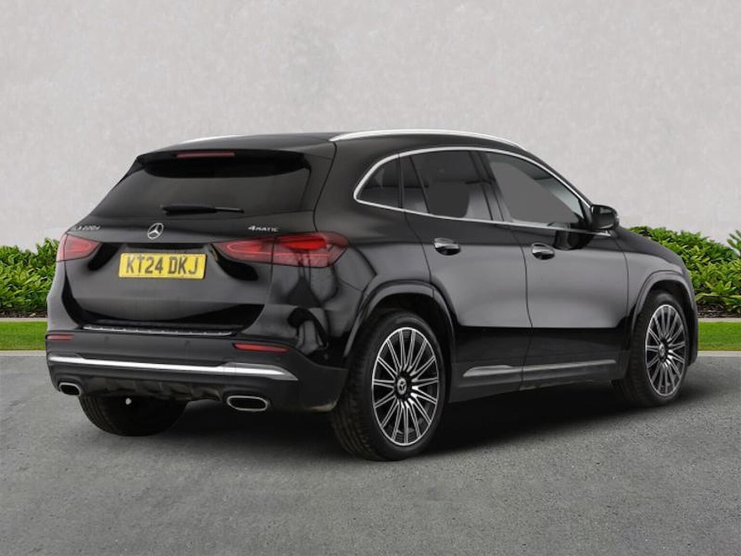 Used Mercedes-Benz GLA 2024 for sale - 75999624: Photo 2