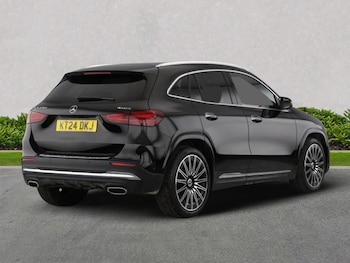 Used Mercedes-Benz GLA 2024 for sale - 75999624: Photo 2