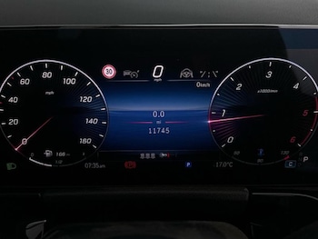 Used Mercedes-Benz GLA 2024 for sale - 75999624: Photo 3