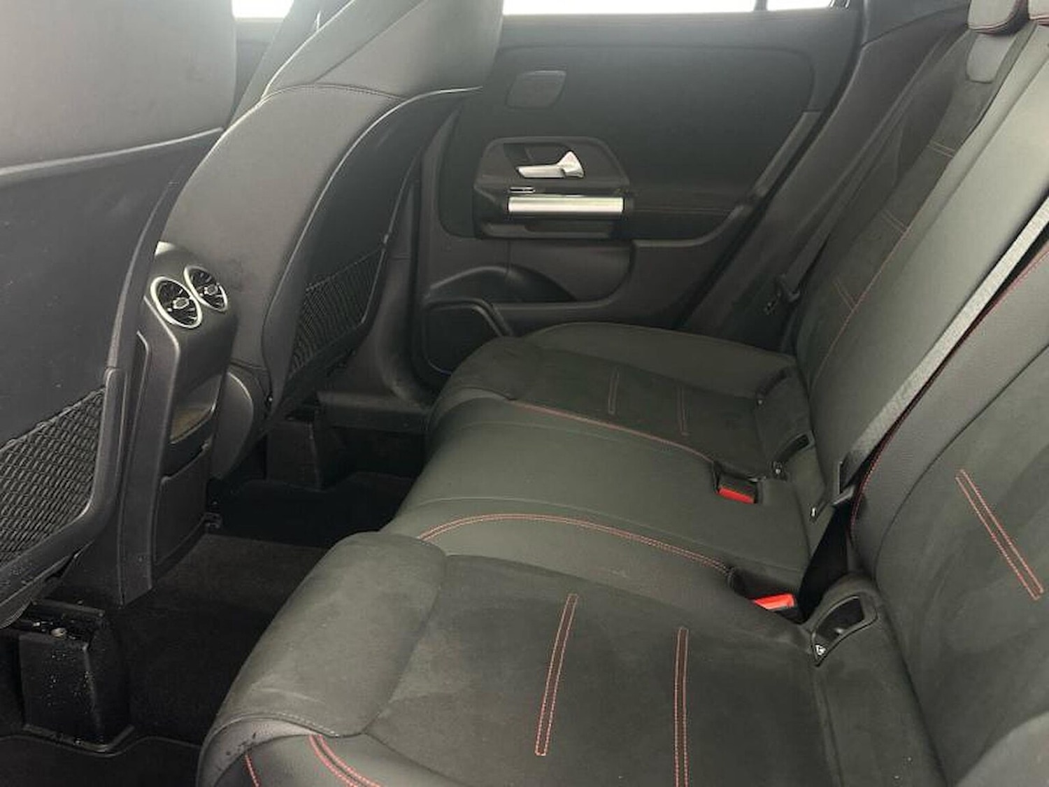 Used Mercedes-Benz GLA 2024 for sale - 75999624: Photo 8