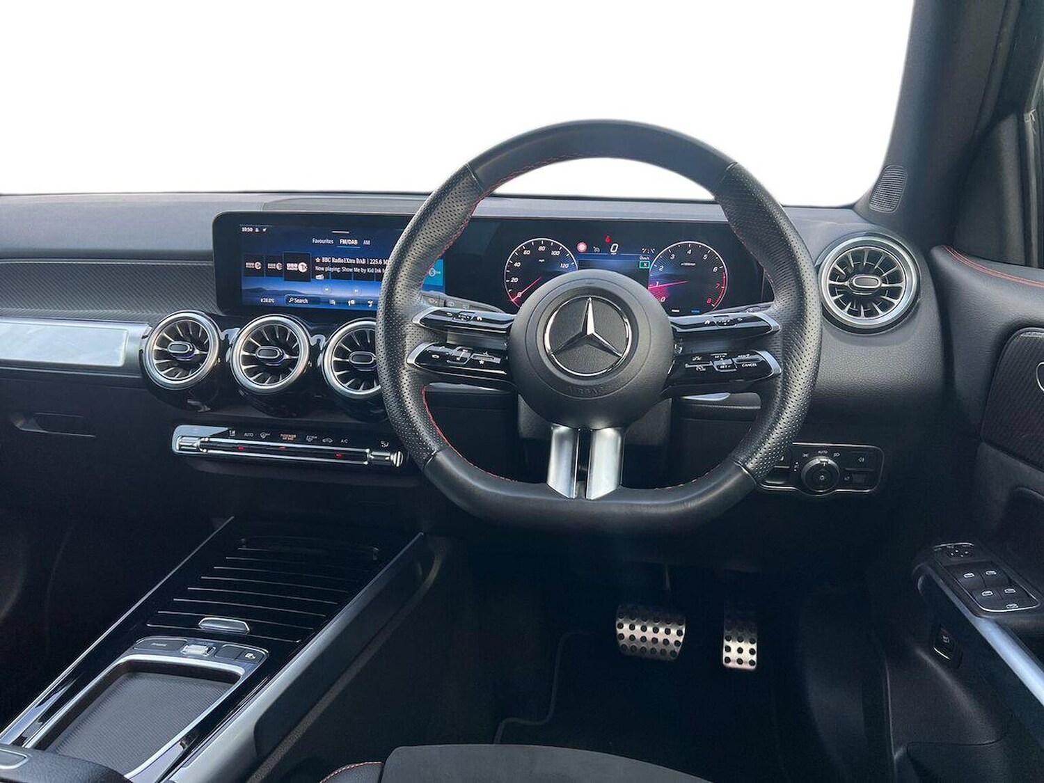 Used Mercedes-Benz GLB 2024 for sale - 76478214: Photo 11