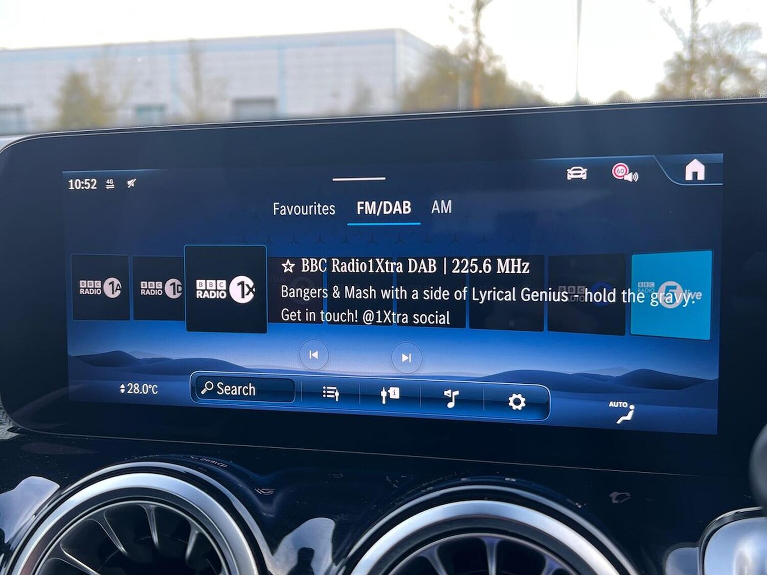 Used Mercedes-Benz GLB 2024 for sale - 76478214: Photo 27