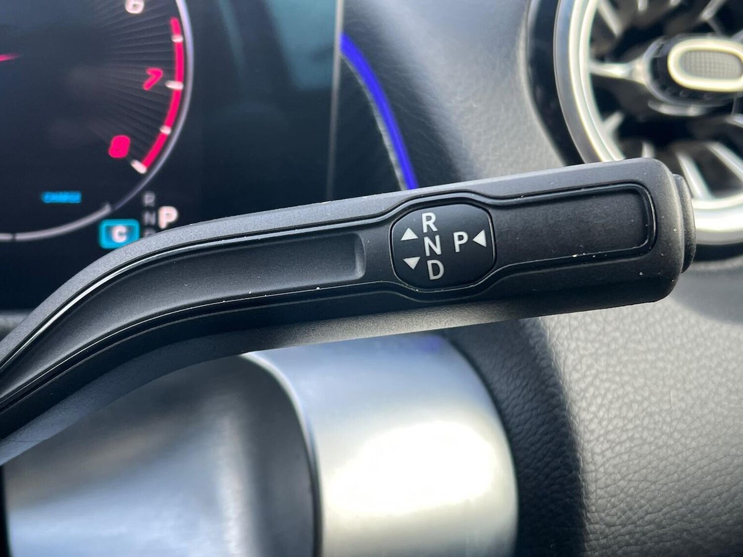 Used Mercedes-Benz GLB 2024 for sale - 76478214: Photo 31