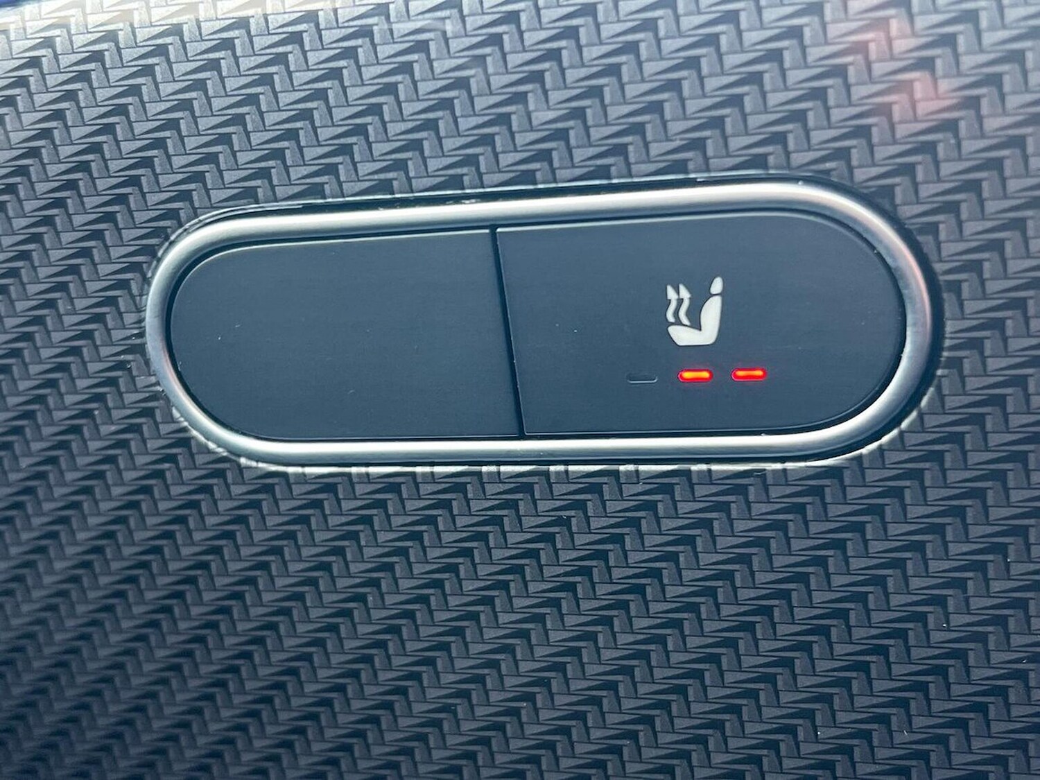 Used Mercedes-Benz GLB 2024 for sale - 76478214: Photo 32