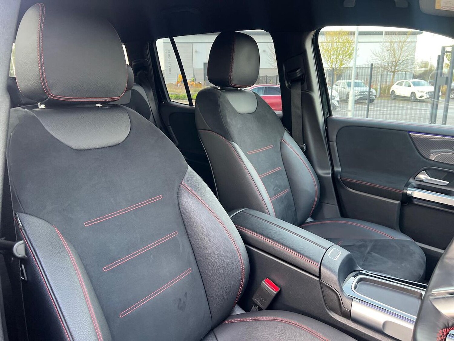 Used Mercedes-Benz GLB 2024 for sale - 76478214: Photo 42