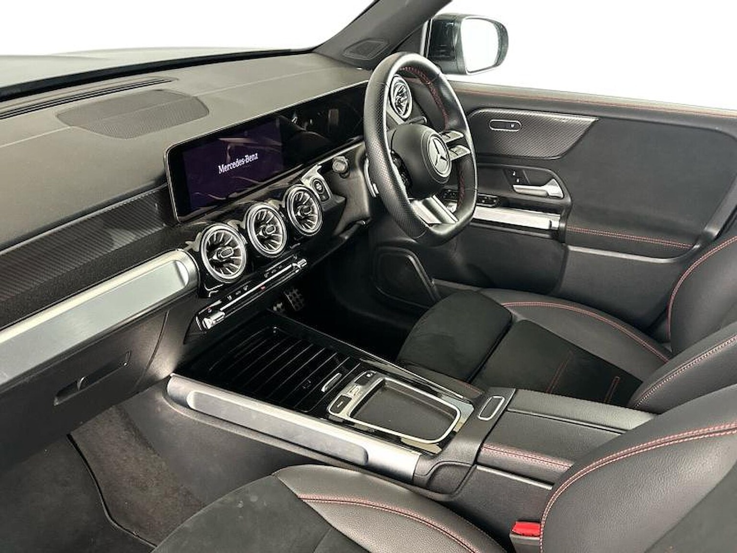 Used Mercedes-Benz GLB 2024 for sale - 76478214: Photo 5