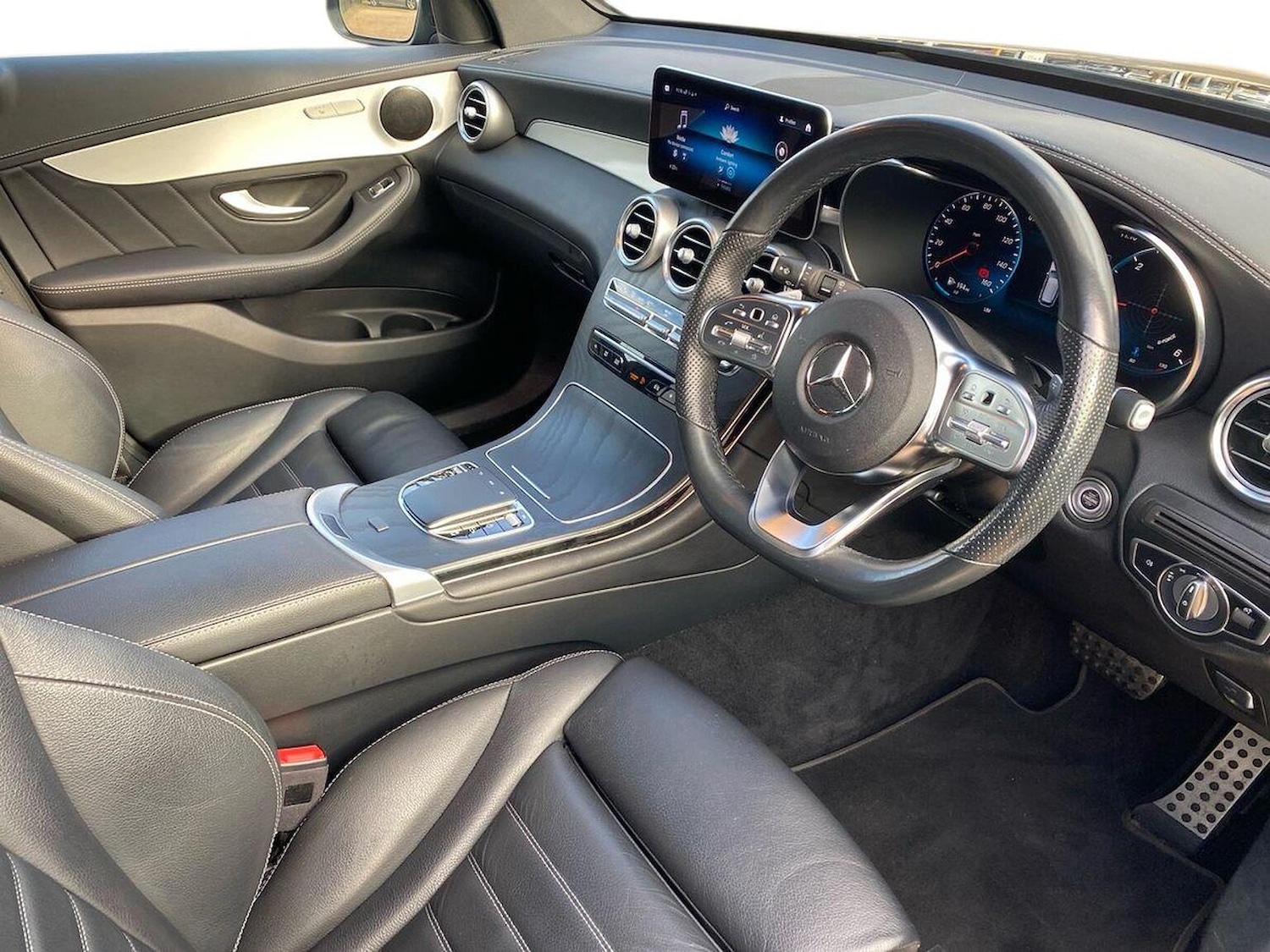 Used Mercedes-Benz GLC 2022 for sale - 76526124: Photo 15