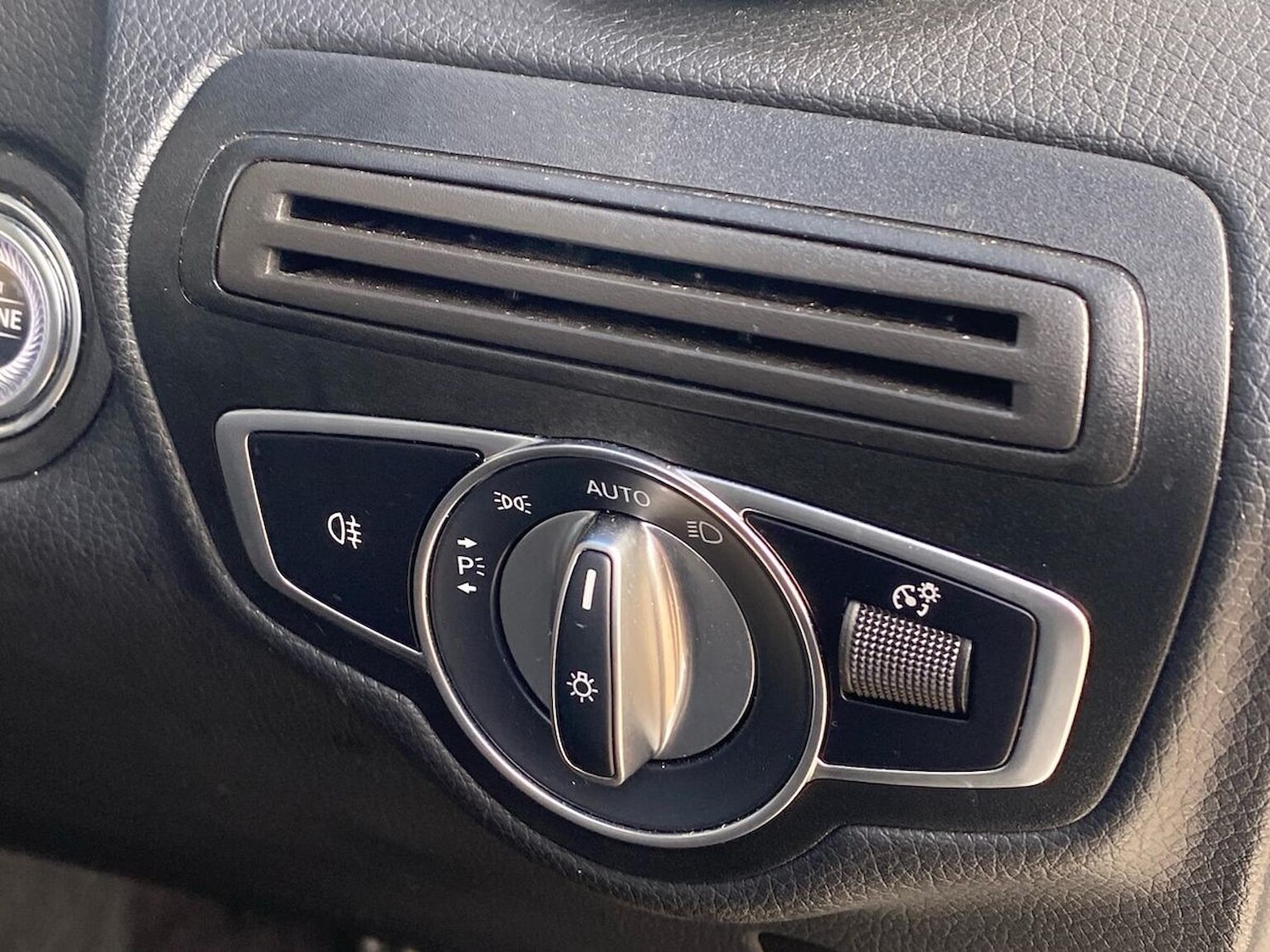 Used Mercedes-Benz GLC 2022 for sale - 76526124: Photo 22