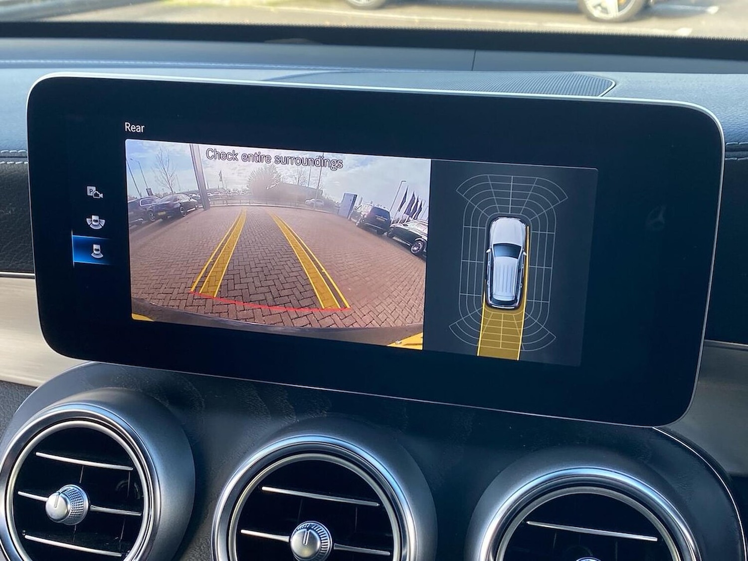 Used Mercedes-Benz GLC 2022 for sale - 76526124: Photo 23