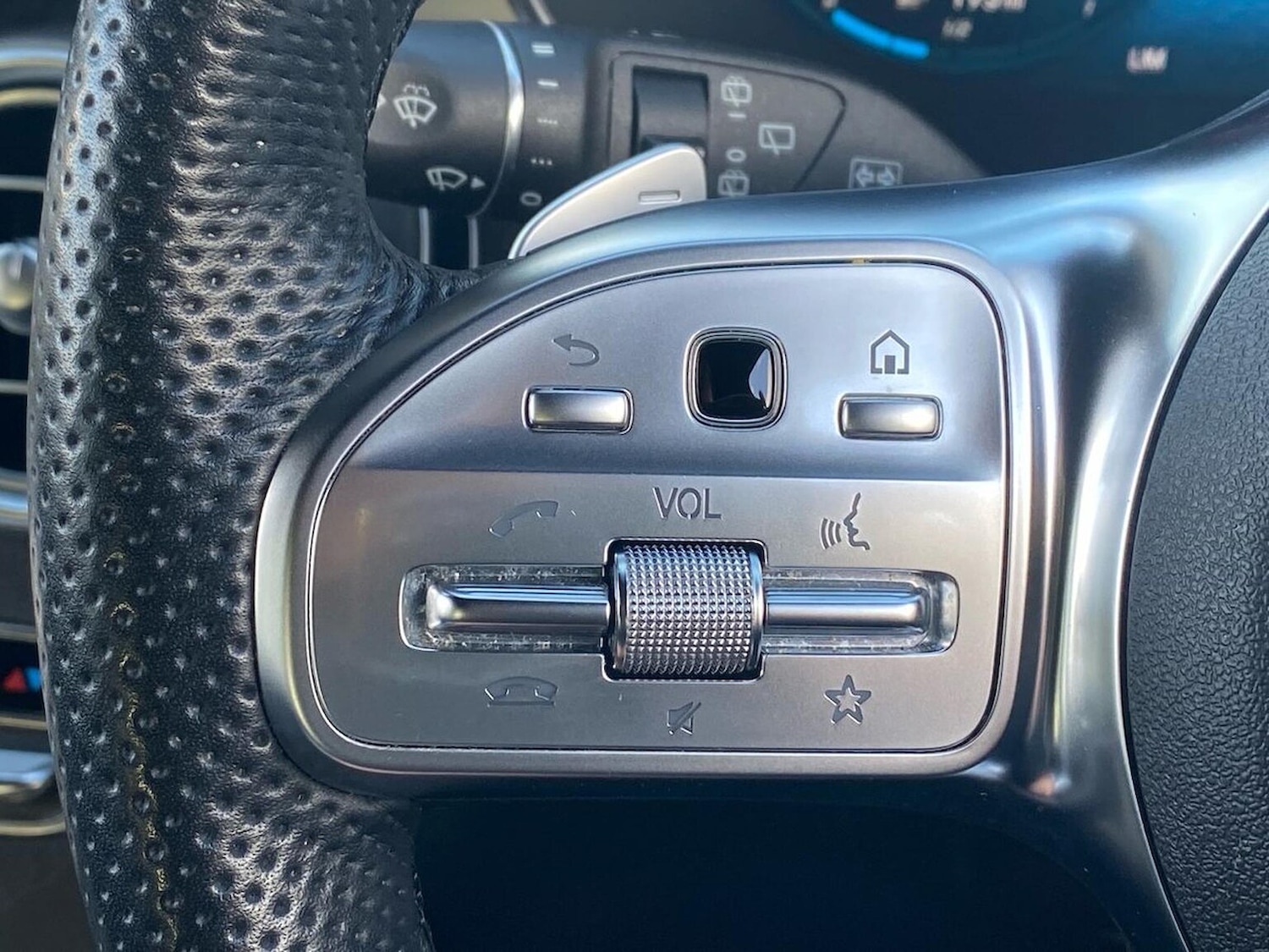 Used Mercedes-Benz GLC 2022 for sale - 76526124: Photo 26