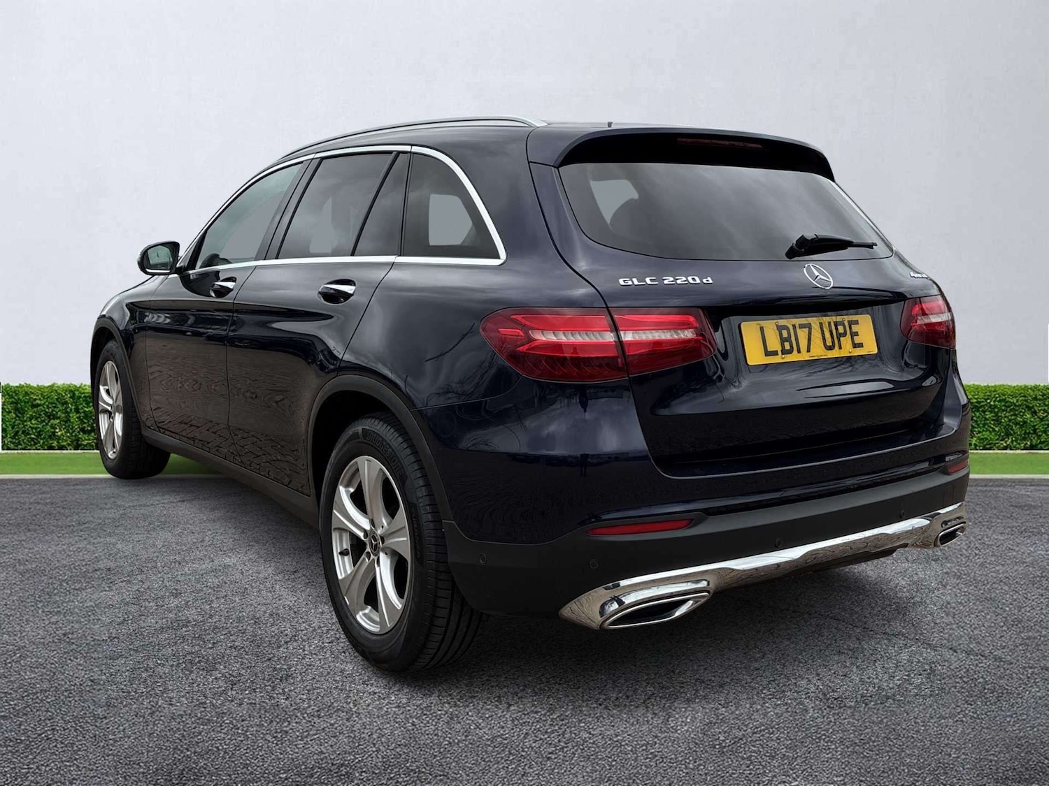 Used Mercedes-Benz GLC 2017 for sale - 78031801: Photo 2