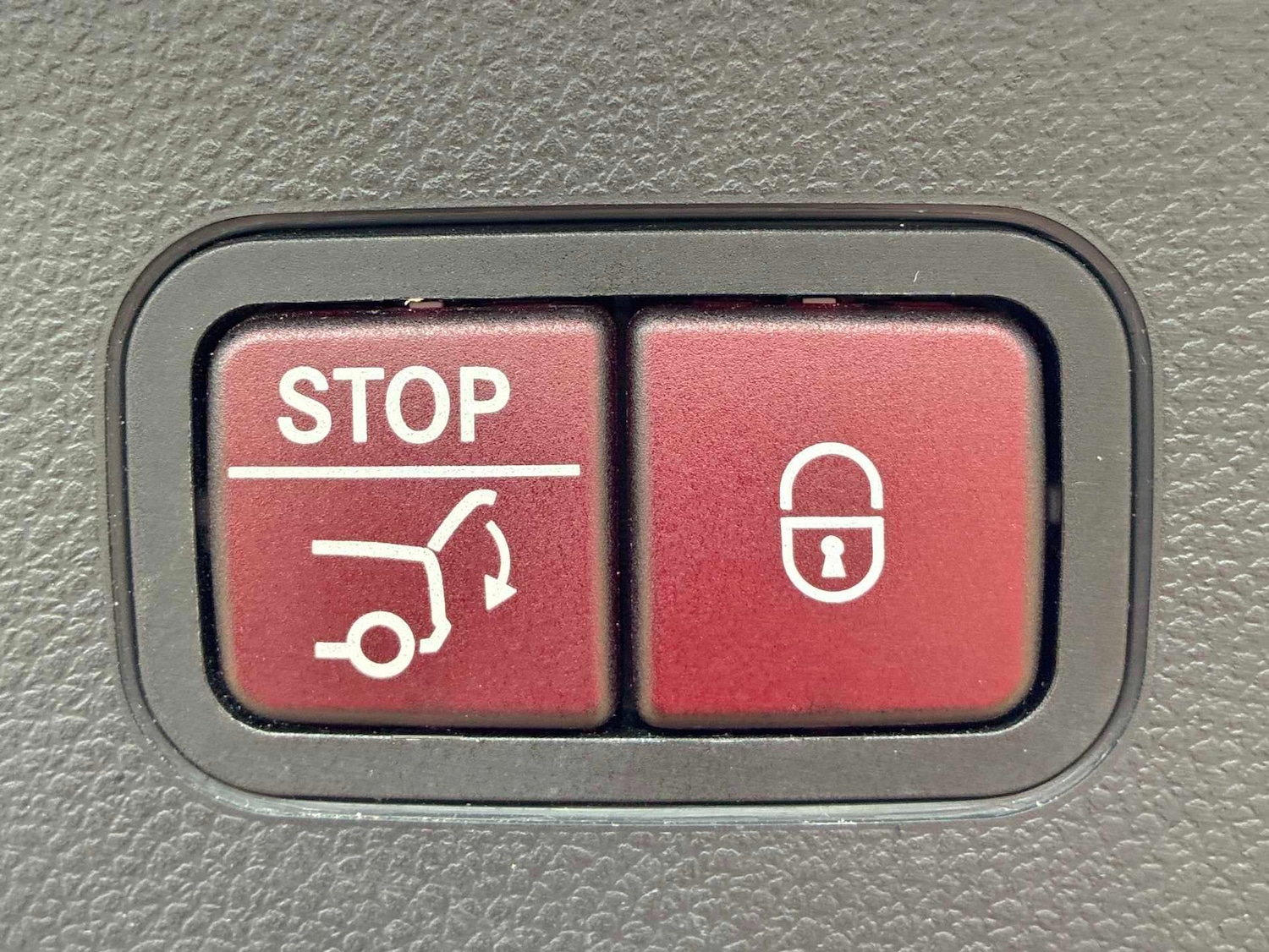 Used Mercedes-Benz GLC 2017 for sale - 78031801: Photo 24