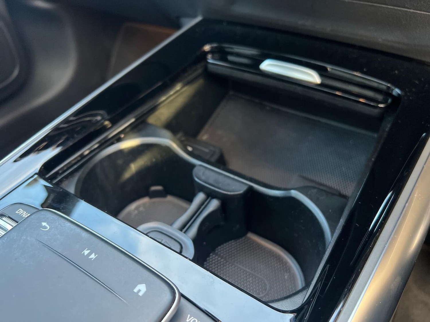 Used Mercedes-Benz GLA 2022 for sale - 76748442: Photo 32