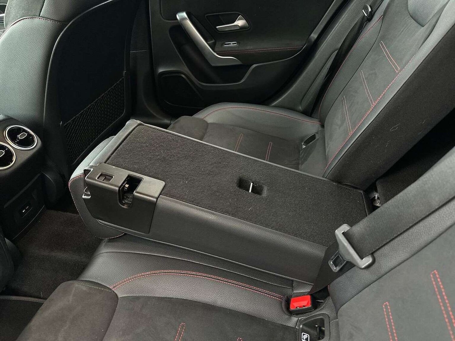 Used Mercedes-Benz A-Class 2020 for sale - 77789514: Photo 40