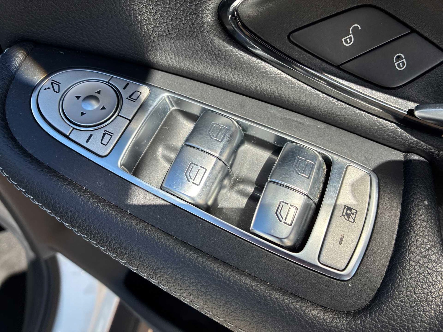 Used Mercedes-Benz GLC 2018 for sale - 78196374: Photo 21