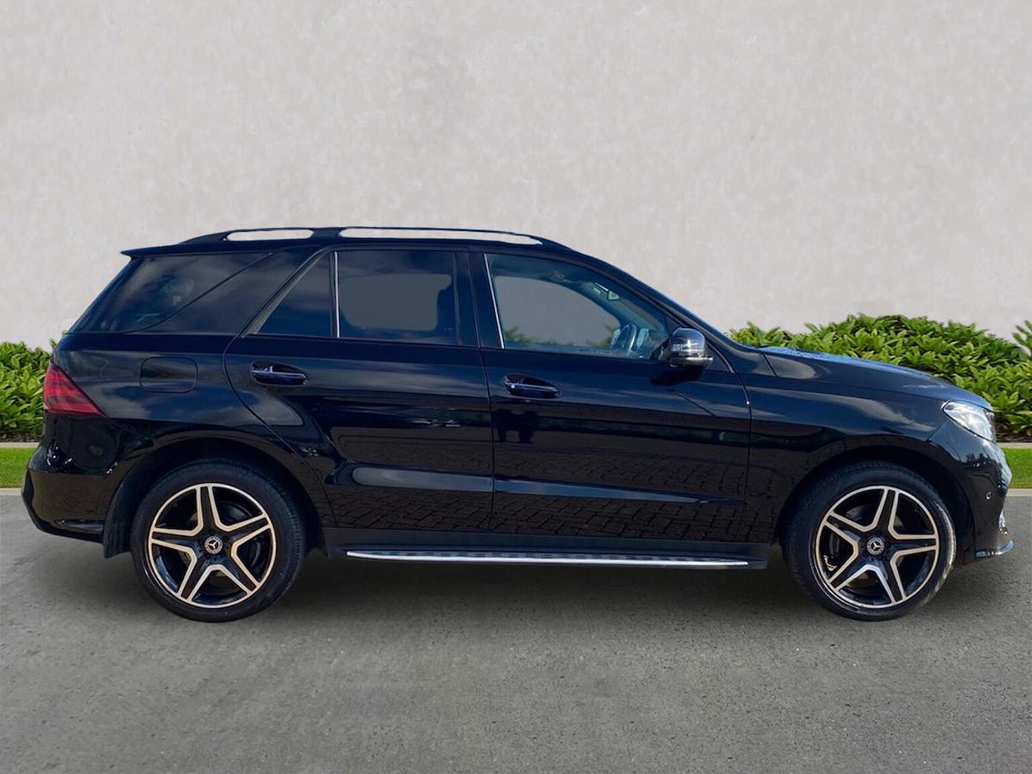 Used Mercedes-Benz GLE 2018 for sale - 76536589: Photo 3