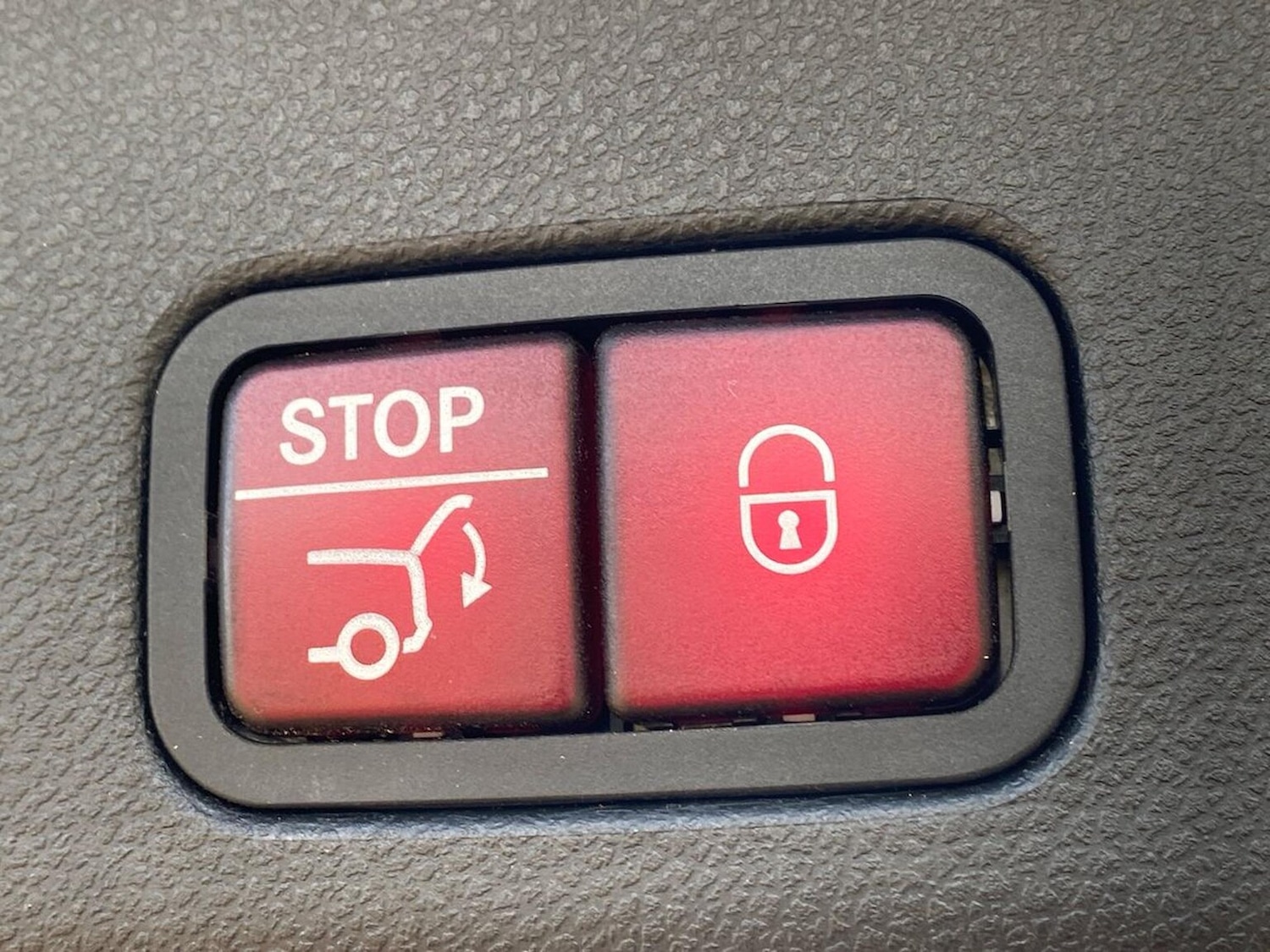 Used Mercedes-Benz GLE 2018 for sale - 76536589: Photo 39