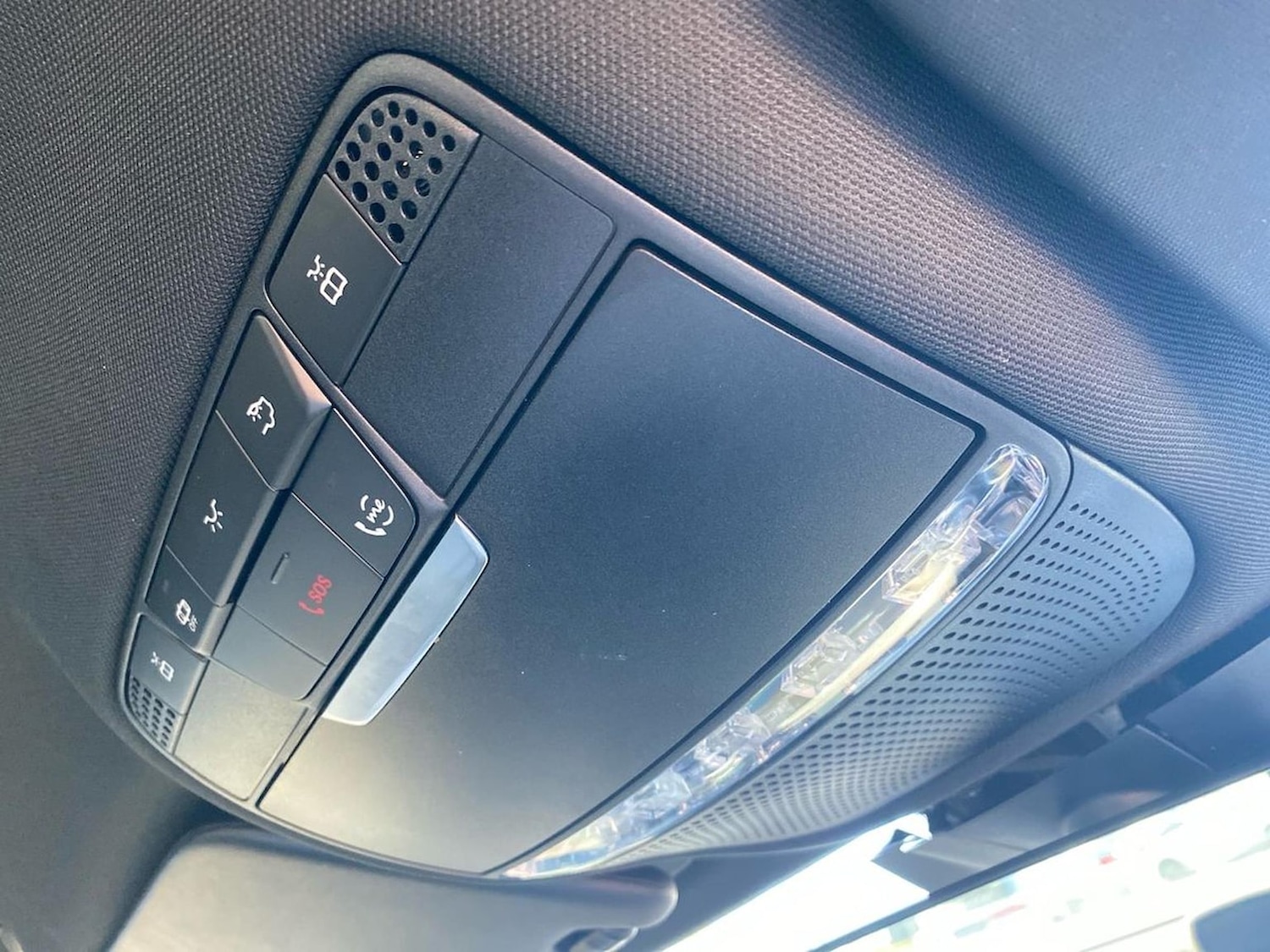 Used Mercedes-Benz C-Class 2019 for sale - 76097083: Photo 14