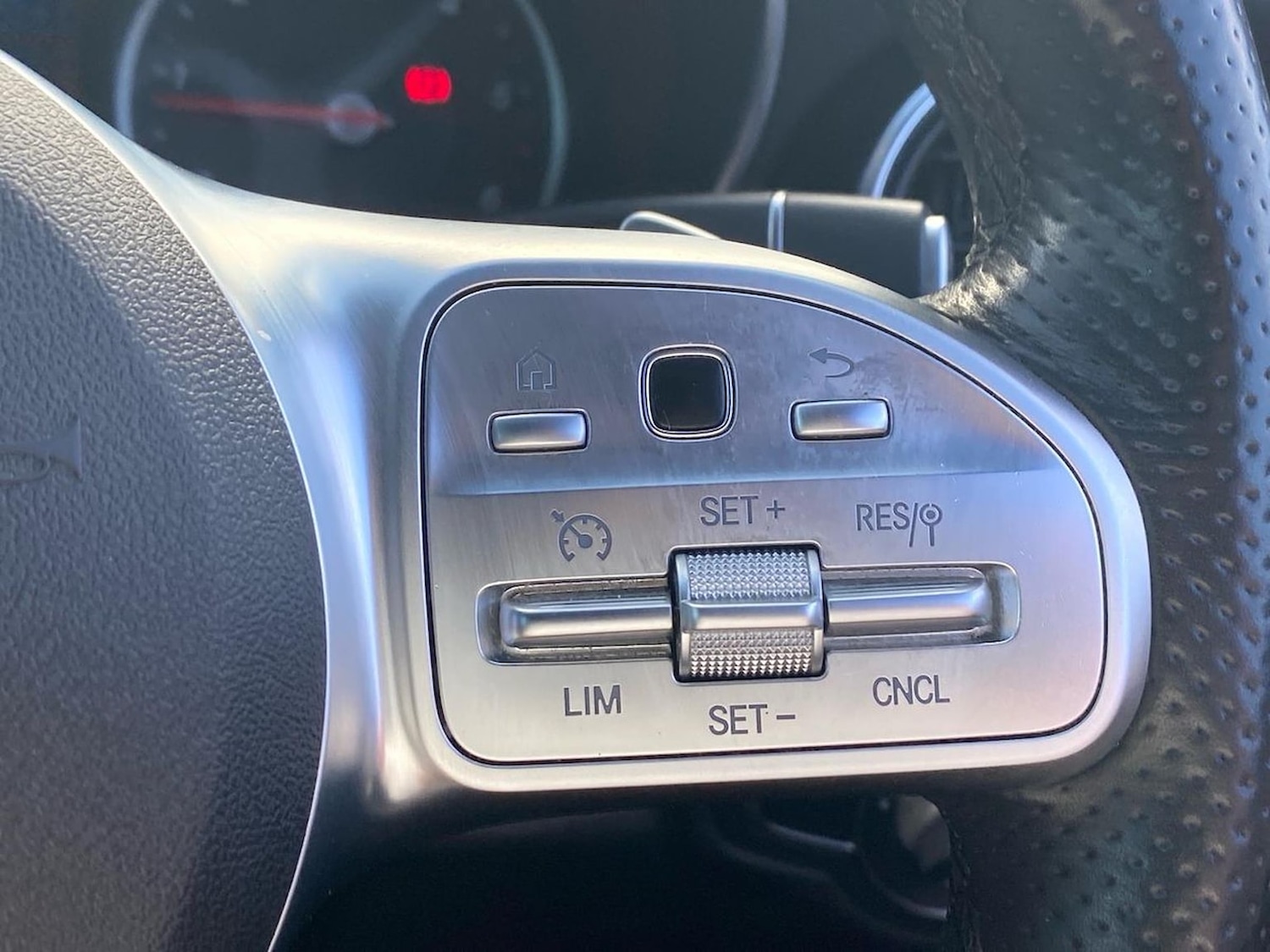 Used Mercedes-Benz C-Class 2019 for sale - 76097083: Photo 27